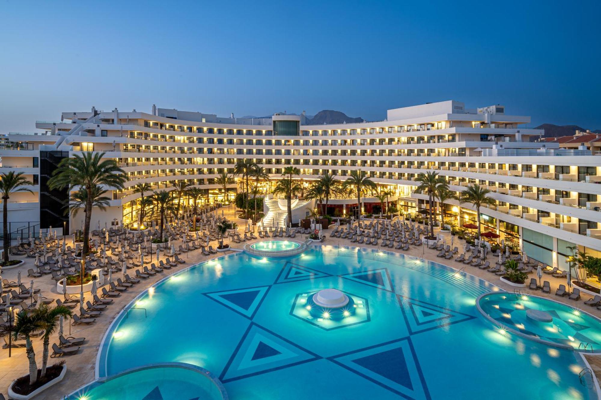 Hotel Mediterranean Palace 5*